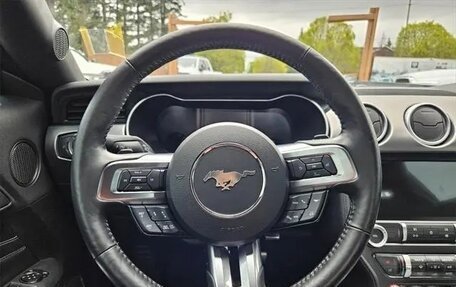 Ford Mustang VI рестайлинг, 2022 год, 4 522 105 рублей, 21 фотография