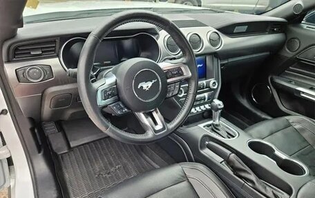 Ford Mustang VI рестайлинг, 2022 год, 4 522 105 рублей, 13 фотография