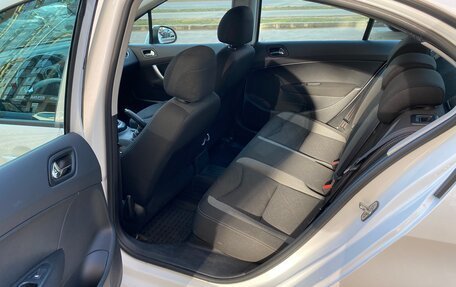 Peugeot 408 I рестайлинг, 2015 год, 820 000 рублей, 13 фотография