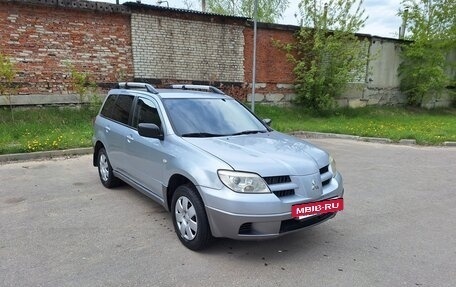 Mitsubishi Outlander III рестайлинг 3, 2006 год, 820 000 рублей, 2 фотография