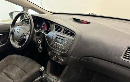 KIA cee'd III, 2013 год, 870 000 рублей, 13 фотография