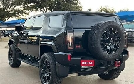 GMC Hummer EV, 2022 год, 12 100 000 рублей, 4 фотография