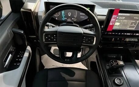 GMC Hummer EV, 2022 год, 12 100 000 рублей, 16 фотография