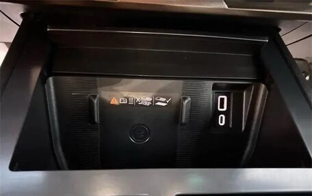 GMC Hummer EV, 2022 год, 12 100 000 рублей, 26 фотография