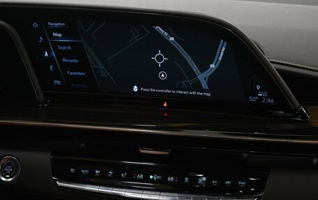 Cadillac Escalade V, 2022 год, 8 800 000 рублей, 16 фотография