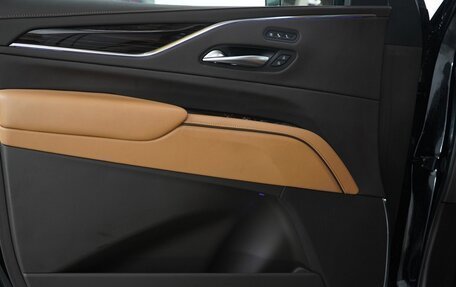 Cadillac Escalade V, 2022 год, 8 800 000 рублей, 20 фотография
