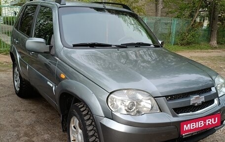 Chevrolet Niva I рестайлинг, 2011 год, 440 000 рублей, 5 фотография