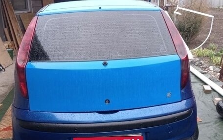 Fiat Punto III Punto Evo рестайлинг, 2001 год, 260 000 рублей, 3 фотография
