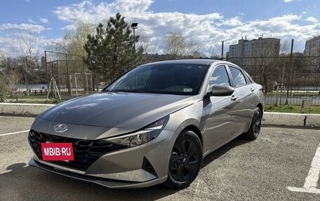 Hyundai Elantra, 2021 год, 2 700 000 рублей, 3 фотография