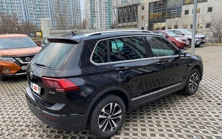Volkswagen Tiguan II, 2019 год, 3 200 000 рублей, 7 фотография