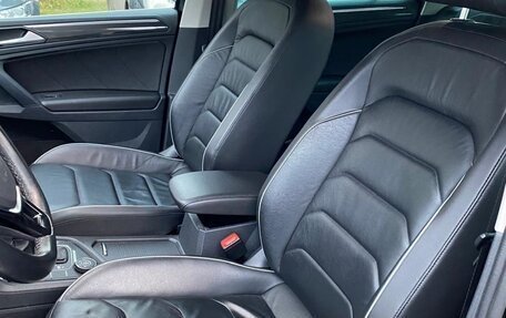 Volkswagen Tiguan II, 2019 год, 3 200 000 рублей, 13 фотография