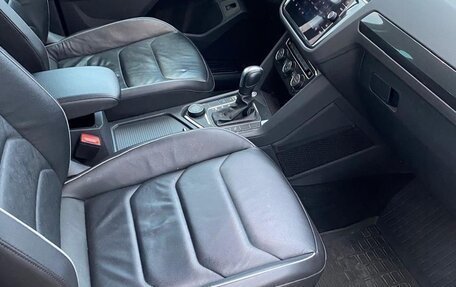 Volkswagen Tiguan II, 2019 год, 3 200 000 рублей, 15 фотография