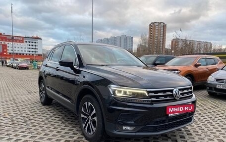 Volkswagen Tiguan II, 2019 год, 3 200 000 рублей, 5 фотография