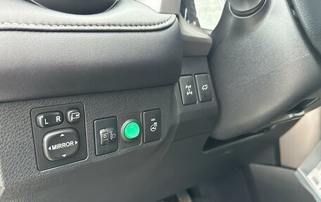 Toyota RAV4, 2017 год, 2 220 000 рублей, 17 фотография