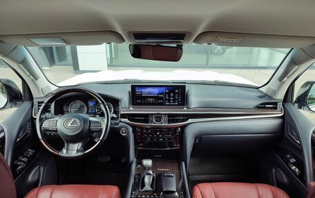 Lexus LX III, 2016 год, 7 690 000 рублей, 20 фотография