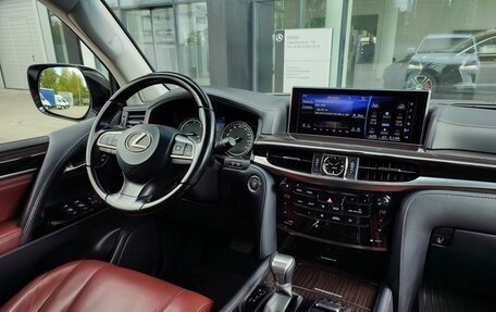 Lexus LX III, 2016 год, 7 690 000 рублей, 25 фотография