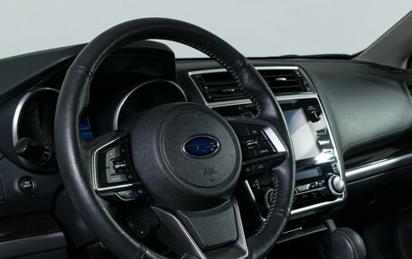 Subaru Outback IV рестайлинг, 2018 год, 3 180 000 рублей, 15 фотография