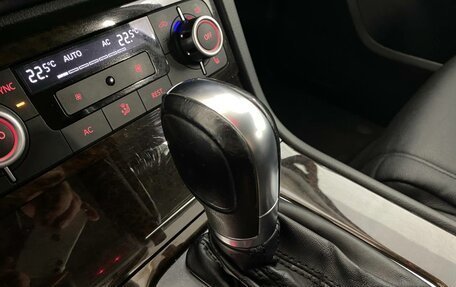 Volkswagen Touareg III, 2011 год, 1 649 000 рублей, 11 фотография
