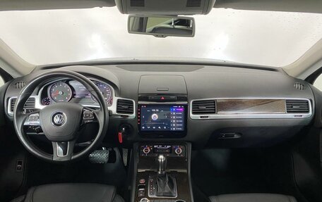 Volkswagen Touareg III, 2011 год, 1 649 000 рублей, 7 фотография