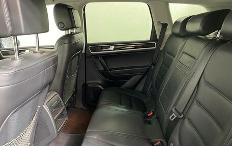 Volkswagen Touareg III, 2011 год, 1 649 000 рублей, 13 фотография