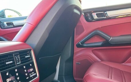 Porsche Cayenne III, 2022 год, 11 500 000 рублей, 21 фотография