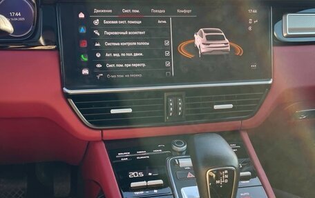 Porsche Cayenne III, 2022 год, 11 500 000 рублей, 16 фотография
