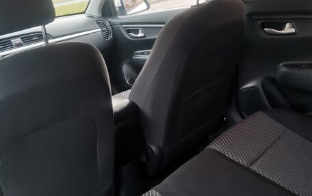 KIA Rio IV, 2017 год, 1 300 000 рублей, 11 фотография