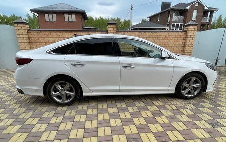 Hyundai Sonata VII, 2017 год, 2 000 000 рублей, 2 фотография