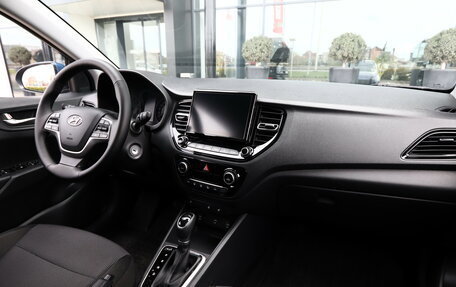 Hyundai Solaris II рестайлинг, 2021 год, 1 660 000 рублей, 8 фотография