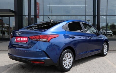Hyundai Solaris II рестайлинг, 2021 год, 1 660 000 рублей, 4 фотография