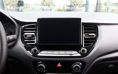 Hyundai Solaris II рестайлинг, 2021 год, 1 660 000 рублей, 21 фотография