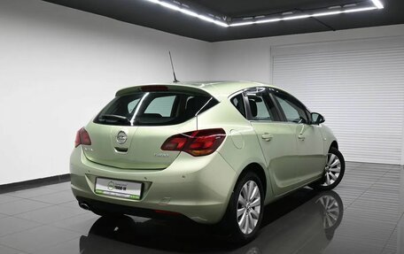 Opel Astra J, 2011 год, 745 000 рублей, 2 фотография