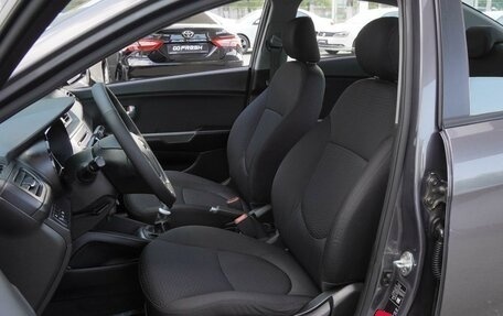 KIA Rio III рестайлинг, 2015 год, 1 020 000 рублей, 10 фотография