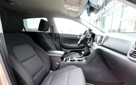 KIA Sportage IV рестайлинг, 2018 год, 2 050 000 рублей, 14 фотография