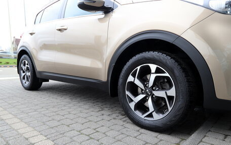KIA Sportage IV рестайлинг, 2018 год, 2 050 000 рублей, 24 фотография