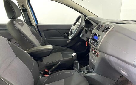 Renault Logan II, 2021 год, 1 099 000 рублей, 11 фотография