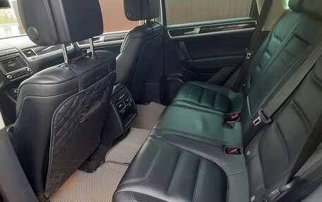 Volkswagen Touareg III, 2015 год, 2 800 000 рублей, 17 фотография