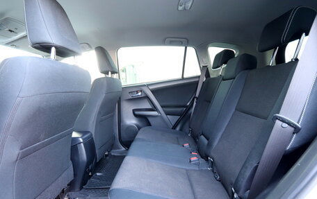 Toyota RAV4, 2015 год, 2 130 000 рублей, 20 фотография