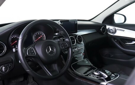 Mercedes-Benz C-Класс, 2017 год, 1 700 000 рублей, 32 фотография
