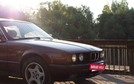 BMW 5 серия, 1989 год, 650 000 рублей, 17 фотография