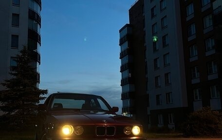 BMW 5 серия, 1989 год, 650 000 рублей, 20 фотография