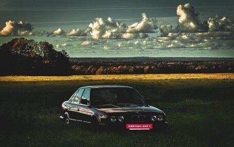 BMW 5 серия, 1989 год, 650 000 рублей, 30 фотография