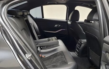 BMW 3 серия, 2021 год, 3 050 000 рублей, 12 фотография