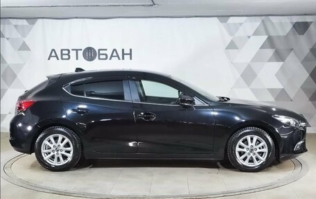 Mazda 3, 2017 год, 1 629 000 рублей, 7 фотография