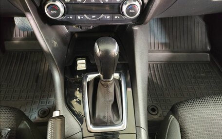 Mazda 3, 2017 год, 1 629 000 рублей, 17 фотография
