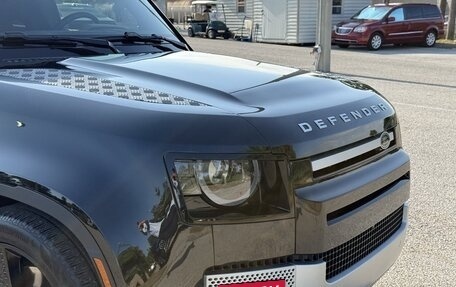 Land Rover Defender II, 2022 год, 7 700 000 рублей, 9 фотография