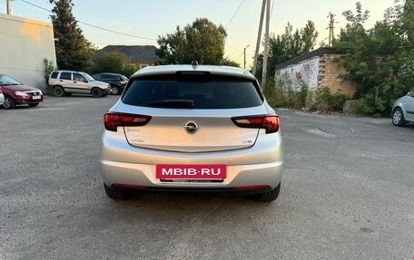 Opel Astra K, 2019 год, 1 450 000 рублей, 5 фотография