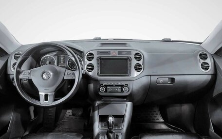 Volkswagen Tiguan I, 2011 год, 975 000 рублей, 5 фотография