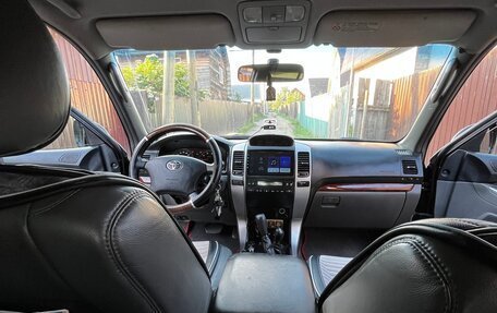 Toyota Land Cruiser Prado 120 рестайлинг, 2006 год, 1 600 000 рублей, 10 фотография