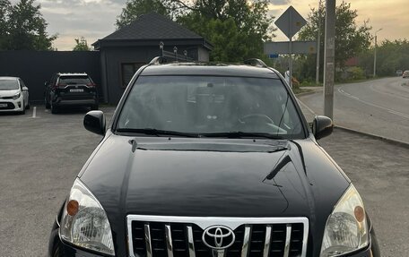 Toyota Land Cruiser Prado 120 рестайлинг, 2006 год, 1 600 000 рублей, 14 фотография
